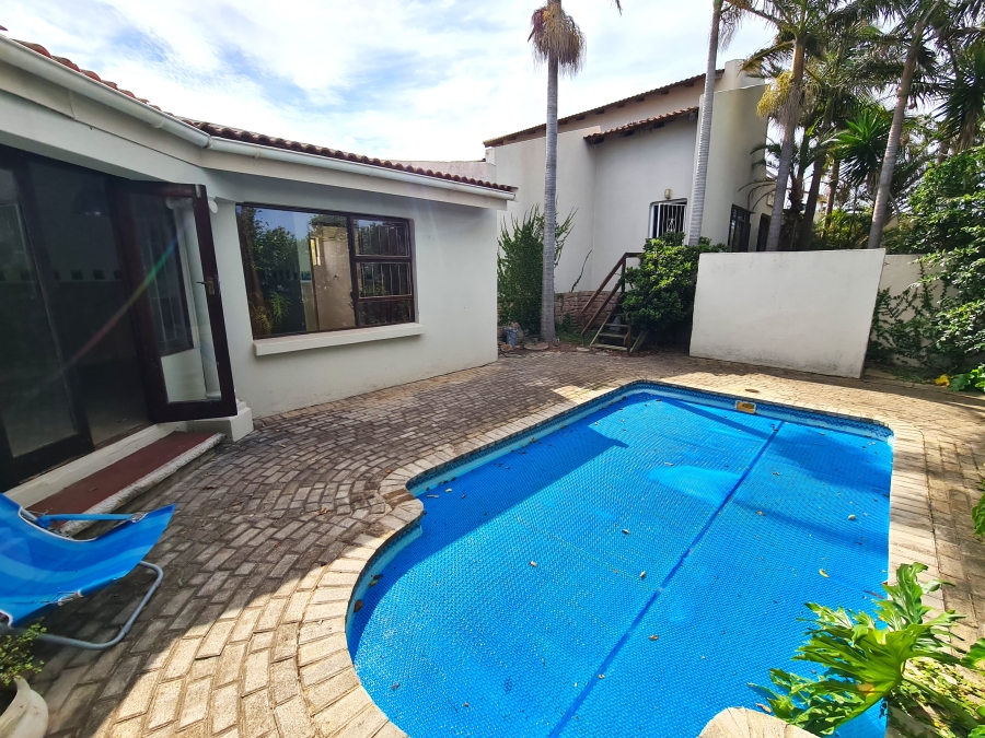6 Bedroom Property for Sale in Noorsekloof Eastern Cape